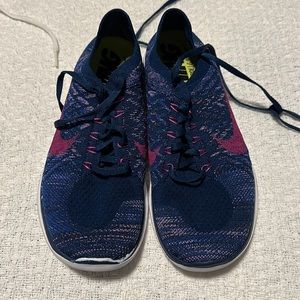 Nike Free 4.0 Flyknit Athletic Shoe